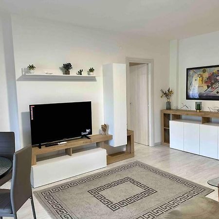 Appartamento Luminoso Domus Eur روما المظهر الخارجي الصورة