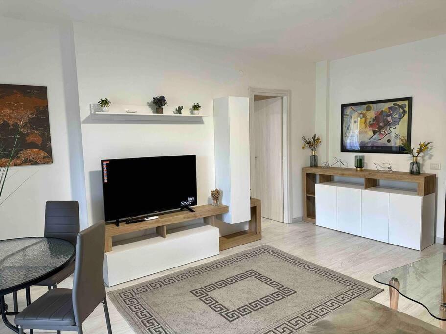 Appartamento Luminoso Domus Eur روما المظهر الخارجي الصورة