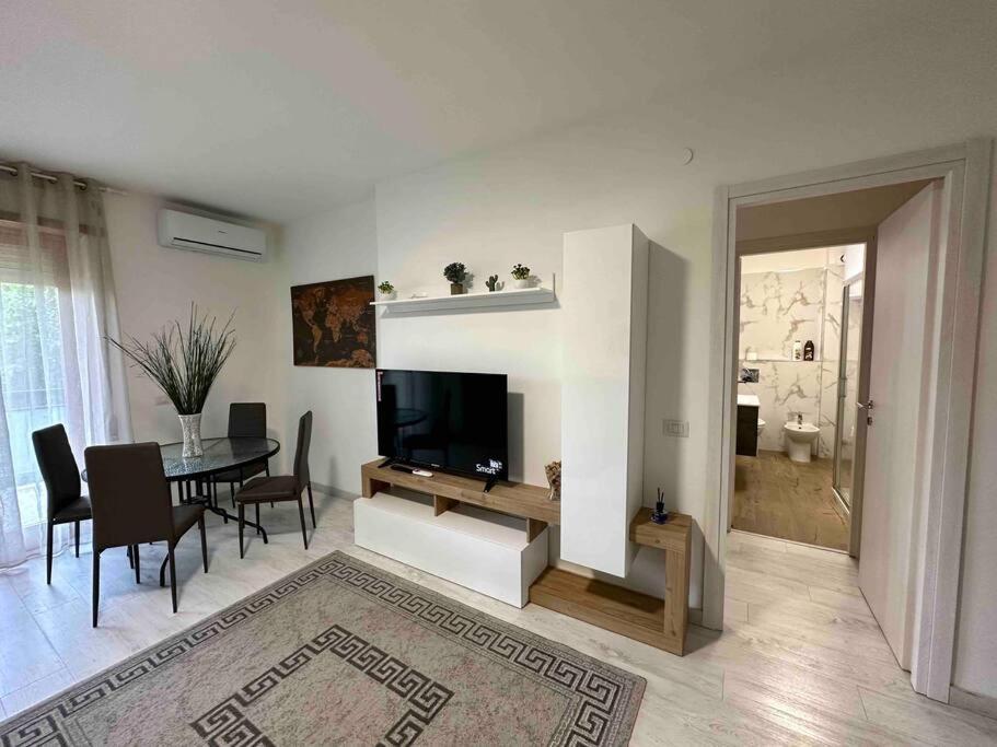 Appartamento Luminoso Domus Eur روما المظهر الخارجي الصورة